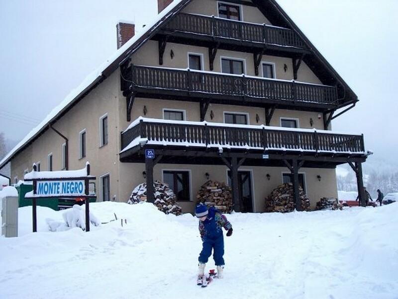 Monte Negro Bed & Breakfast Lądek-Zdrój Екстериор снимка
