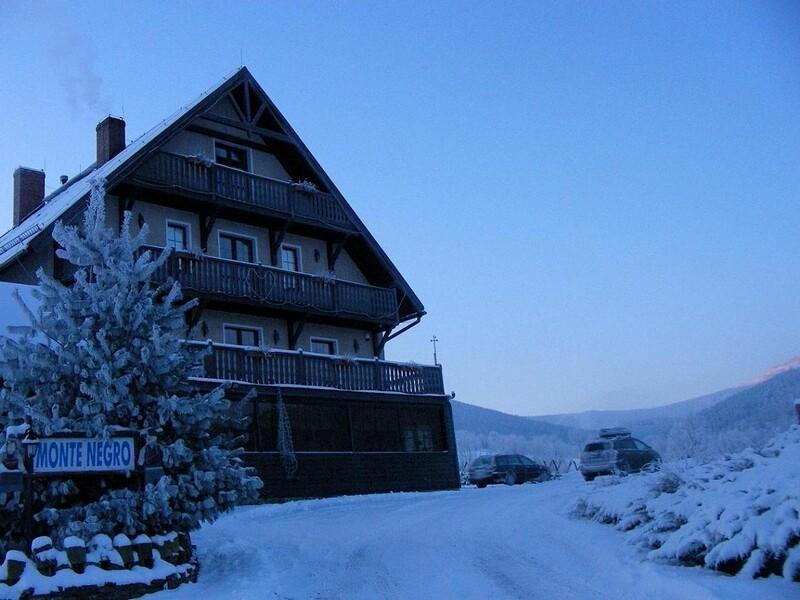 Monte Negro Bed & Breakfast Lądek-Zdrój Екстериор снимка